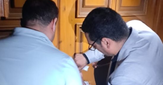 الصحة: إغلاق عيادة للتجميل بالشيخ زايد للعمل بدون ترخيص