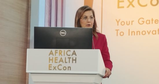 مستشار الرئيس للتنمية الاقتصادية: يجب إعادة النظر فى المقابل المادى للأطباء.. صور