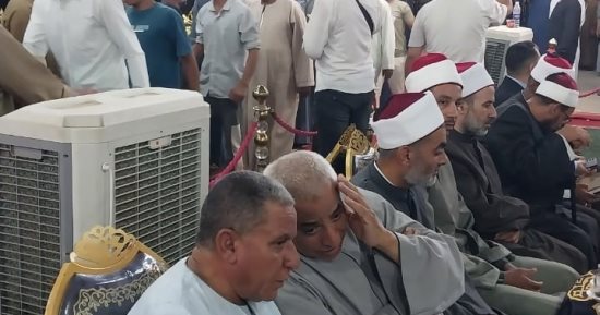 استمرار توافد الأهالى لعزاء ضحايا حادث الطريق الإقليمى بالمنوفية