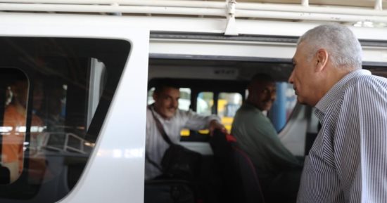 فتح باب الترخيص لـ10 سيارات ميكروباص حديثة بأسوان.. اعرف التفاصيل
