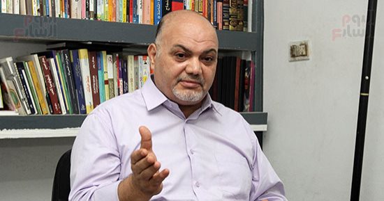 "30 يونيو" ثورة انتصرت على الجماعة الإرهابية وأحبطت مخطط عمره 90 عامًا.. إبراهيم ربيع المنشق عن الإخوان يفضح أسرار الجماعة.. ويكشف مخطط استقطاب الشباب بداية من دائرة الربط العام حتى الوصول إلى المؤيد القوى