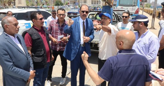 محافظ سوهاج يتفقد أعمال مشروع إنشاء كوبرى الكورنيش الغربى