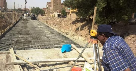 محافظ أسوان: إنهاء مشروع تغطية مصرف السيل سبتمبر المقبل