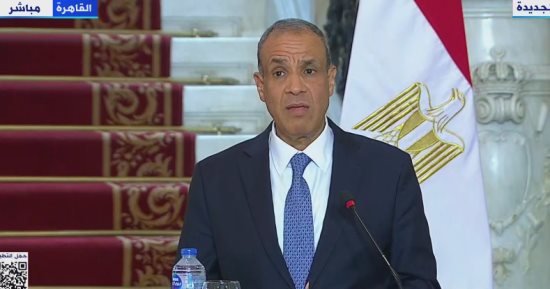 وزير الخارجية والهجرة يتوجه إلى جدة