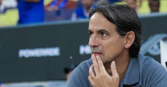 إنزاجي يعاتب لاعبي الهلال سبب إضاعة الفرص