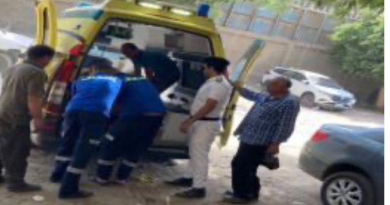 الأمن الإنساني.. الداخلية تنقل عجوزا فى دار السلام إلى مستشفى
