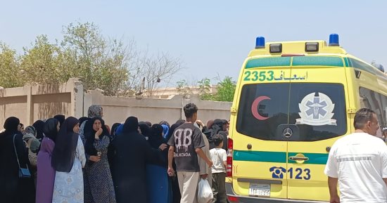 صدمة على وجوه طلاب الثانوية العامة بدمياط بسبب امتحان الكيمياء