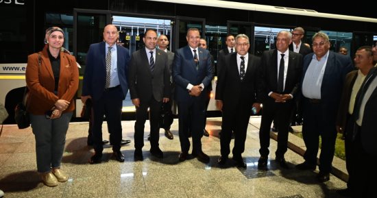 محافظ جنوب سيناء يستقبل لجنة الإدارة المحلية بمجلس النواب بمطار شرم الشيخ الدولى