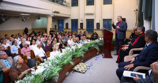 رئيس الطائفة الإنجيلية يشهد تنصيب القس سمير زكري راعيا مساعدا بالكنيسة المعمدانية
