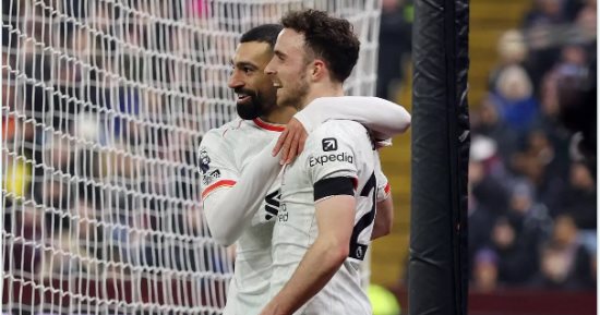 خسارة مؤلمة.. "ميرور": محمد صلاح يعانى فى صمت بعد وفاة جوتا