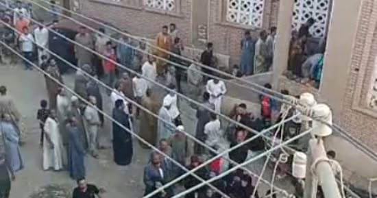 جنازة مهيبة لأحد ضحايا الطريق الإقليمى بمسقط رأسه بقرية منيل دويب بالمنوفية