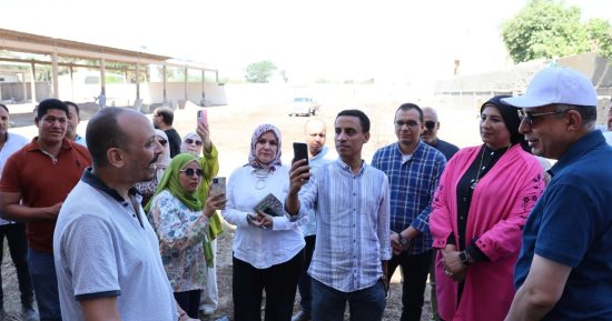 محافظ المنيا يتابع الأعمال الإنشائية بمجمع المواقف المطور