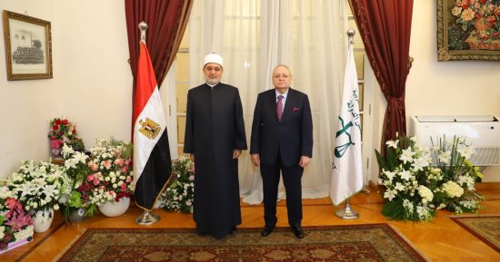 رئيس مجلس الدولة يستقبل مفتى الجمهورية لتقديم التهنئة بتوليه مهام منصبه