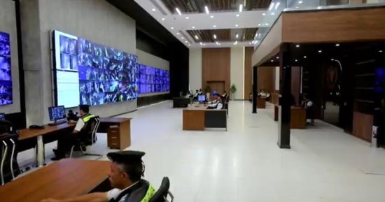 طوارئ بغرف عمليات المرور بسبب تقلبات الطقس وظهور رياح بالطرق