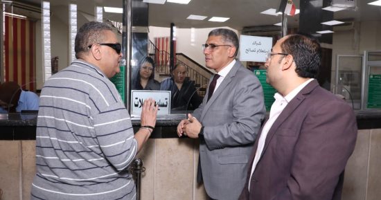 محافظ الجيزة يتفقد المركز التكنولوجى بحى جنوب ويوجه بتسهيل الإجراءات