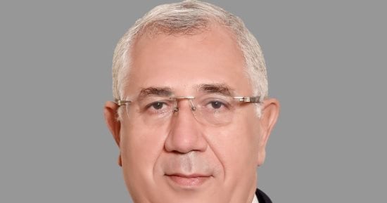 النائب السيد القصير يؤدى اليمين الدستورية فى أولى جلسات النواب 2026