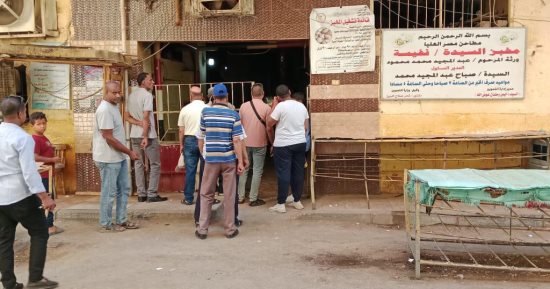 تموين الأقصر: انتظام صرف الخبز المدعم والمقررات التموينية للمواطنين.. صور