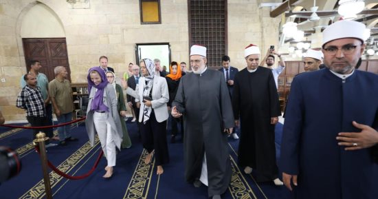 وكيل الأزهر يستقبل وفد سفراء وممثلى دول الاتحاد الأوروبى بالجامع الأزهر