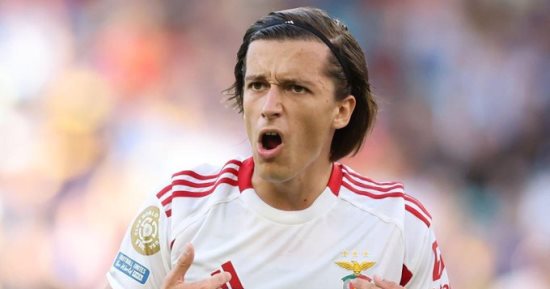 ريال مدريد يحسم صفقة ألفارو كاريراس مدافع بنفيكا