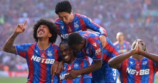 يويفا يحرم كريستال بالاس من الدوري الأوروبي ويحوله لدوري المؤتمر
