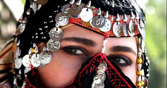 شيم الجابى: مصر الأكثر تنوعًا بالأزياء التراثية لكننا لا نملك زيا موحدًا