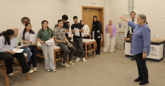 جامعة باديا تستقبل خبراء من جامعة تكساس لتدريب طلابها في الطب البشري والعلاج الطبيعي