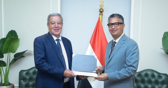 وزير التموين يصدر قرارات وزارية بتعيين قيادات تنفيذية بالمحافظات