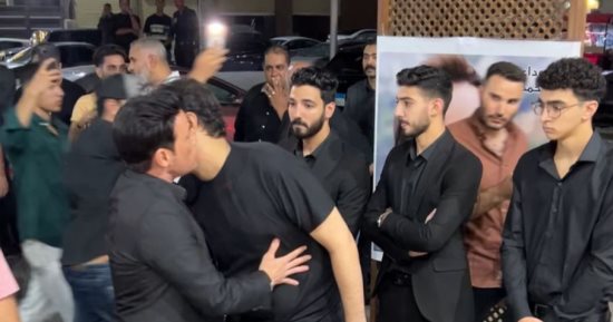 سعد الصغير وسامح يسرى وأيمن عزب فى عزاء محمد عواد