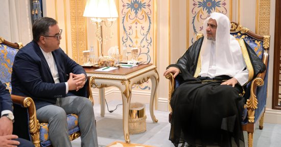 الأمين العام لرابطة العالم الإسلامي يستقبل رئيس مركز الحضارة الإسلامية بمجلس الوُزراء بجُمهورية أوزبكستان