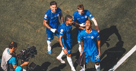 تشيلسى ضيفا ثقيلا على ليدز لاستعادة الانتصارات بالدوري الإنجليزي