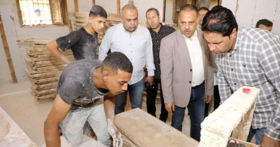 محافظ الشرقية يفاجئ مخابز مدينة ههيا للاطمئنان على جودة ووزن رغيف الخبز
