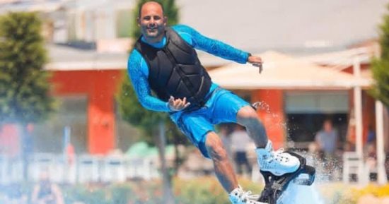 أسرة لاعب الفلاى بورد تتلقى عزاءه غدا فى دار مناسبات مسجد الميناء بالغردقة