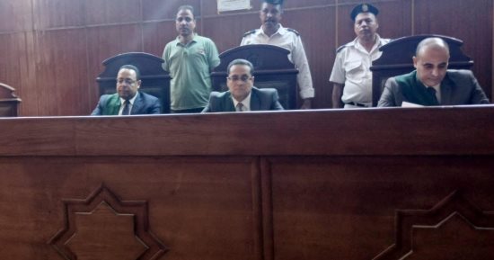 جنايات سوهاج تحيل أوراق المتهم بقتل زوجته بالسم إلى فضيلة مفتى الجمهورية