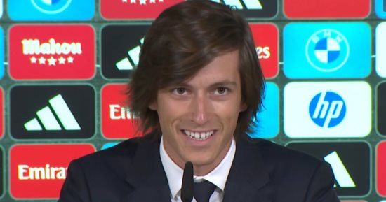 ألفارو كاريراس: "عدت إلى موطني ريال مدريد رجلًا وأعد الجماهير بالكثير"