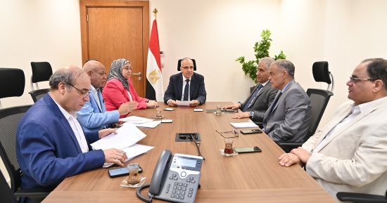 وزير الرى: دراسة توفير قطعة أرض بمقابل انتفاع لأحد مراكز الشباب بالدقهلية