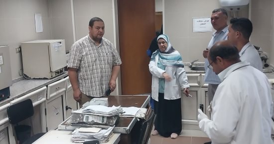 مدير التأمين الصحى بسوهاج يتفقد عيادة طما الشاملة ويوجه بتوفير الأدوية