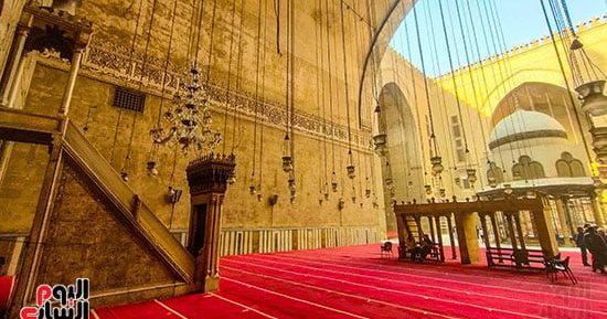 عمره 600 سنة.. مسجد السلطان حسن قبلة الفن الإسلامي