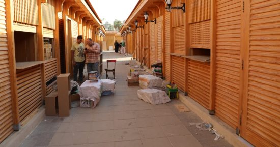 محافظ القاهرة يعلن بدء تسكين مكتبات سور الأزبكية الجديد.. صور
