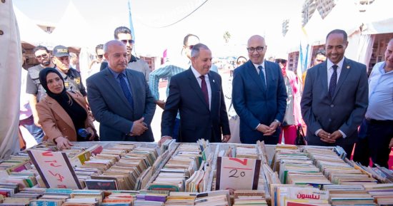 خصومات تصل لـ 25 % على إصدارات دار الكتب بمعرض بورسعيد للكتاب