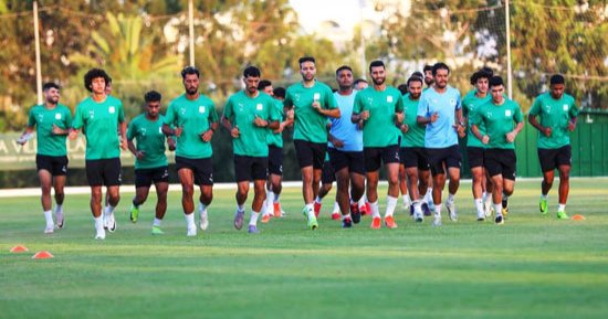 المصري يبدأ استعداداته لمباراة سموحة دون راحة بعد العودة من ليبيا