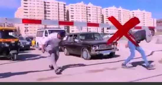 النقل تحذر من اقتحام مزلقانات القطارات وتناشد المواطنين المشاركة فى التوعية