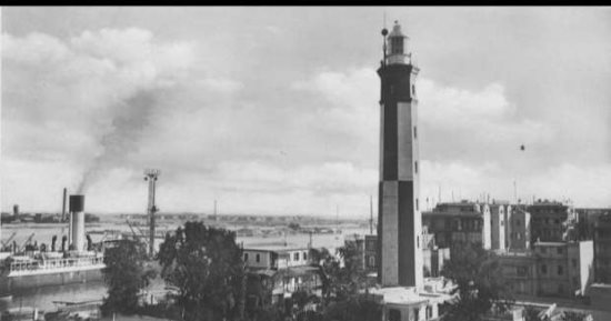فنار بورسعيد.. أقدم مبنى خرسانى فى العالم يقف شامخًا على ضفاف القناة (صور)