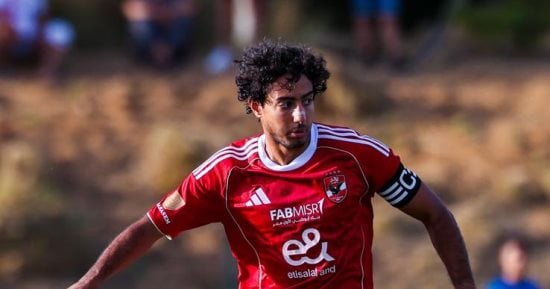 طرد محمد هاني في الدقيقة الأخيرة من مباراة الأهلي وفاركو