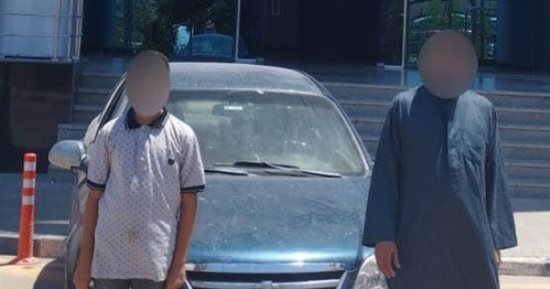 الداخلية تضبط طفلا يقود سيارة فى أكتوبر.. فيديو