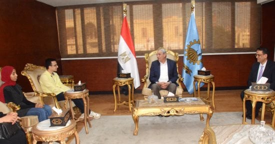 محافظ الغربية خلال لقاء أوائل الثانوية العامة: نجاحكم أسعدنا من القلب