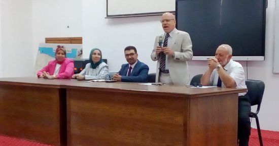 كلية الآداب والعلوم الإنسانية بجامعة القناة تحصد شهادة الأيزو فى إدارة المؤسسات التعليمية