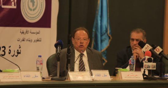 الرئيس اليمنى الأسبق: الرئيس السيسى شجاع ومواقفه وطنية 