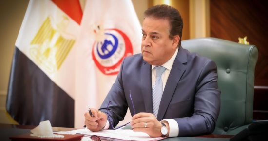 وزير الصحة يترأس اجتماعا لمتابعة تقدم المشروعات الصحية القومية
