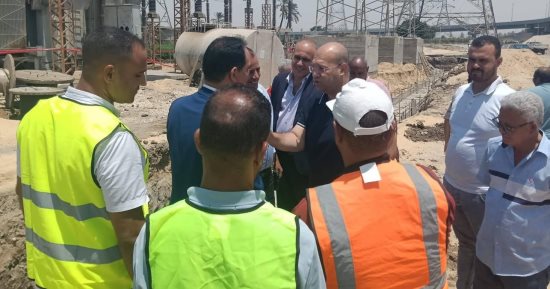 نائب محافظ الجيزة يتفقد محطة كهرباء بالبدرشين لتدعيم الدوائر المغذية للمحطات