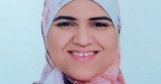 سما عصام عبد القادر تتفوق في الثانوية الأزهرية بـــ 97.8% وتتمنى استكمال مسيرة مجدي يعقوب